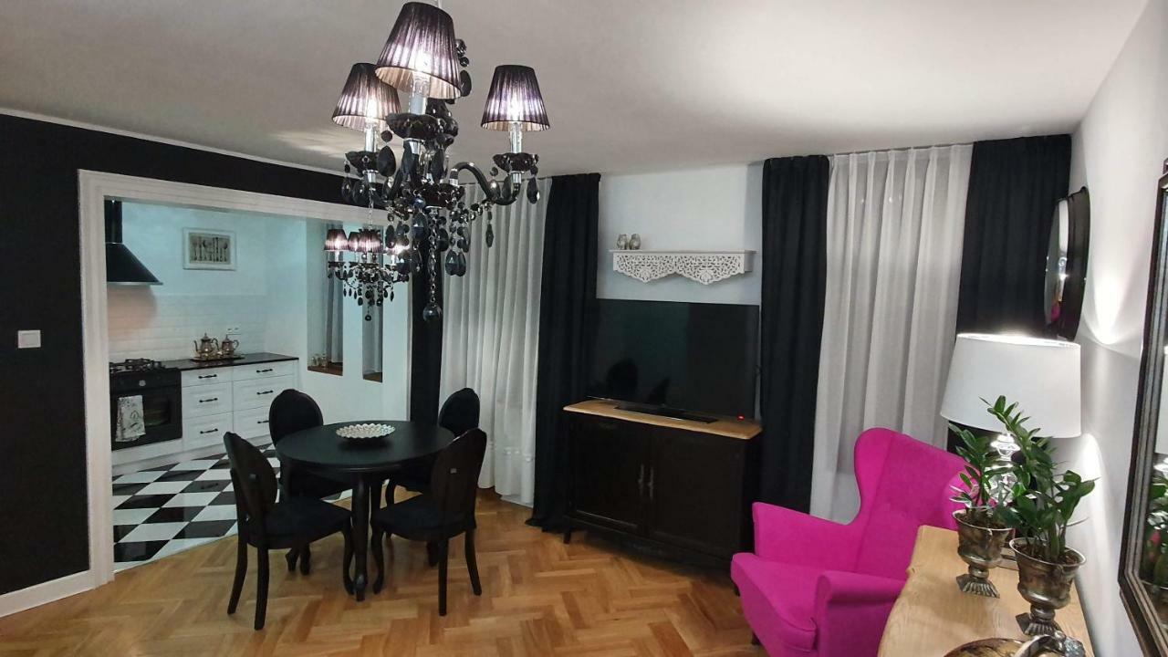 Apartament Twarda Apartment วอร์ซอ ภายนอก รูปภาพ